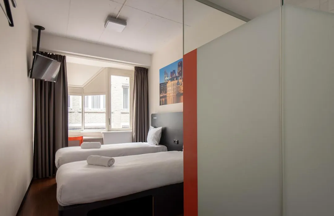 Easyhotel The Hague City Centre-1